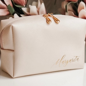 Personalized Makeup Bag Toiletry Bag Bridesmaid Bag - Etsy Canada