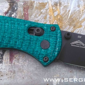 Scales for the Benchmade Barrage