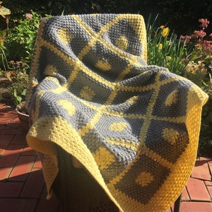Lemon & Grey checks blanket