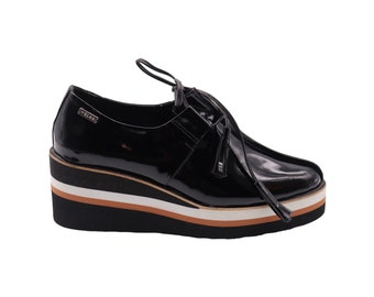 Pre-Owned Velez Black Patent Leather Wedge Oxfords - Size EU 36