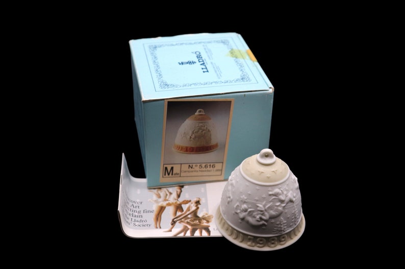 Lladró Porcelain 1989 Annual Christmas Bell Ornament With Original Box