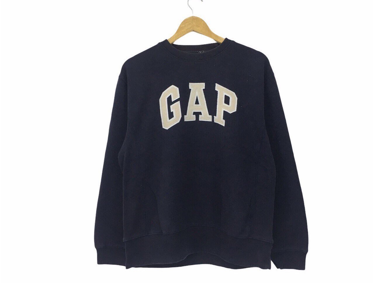 gap crewneck