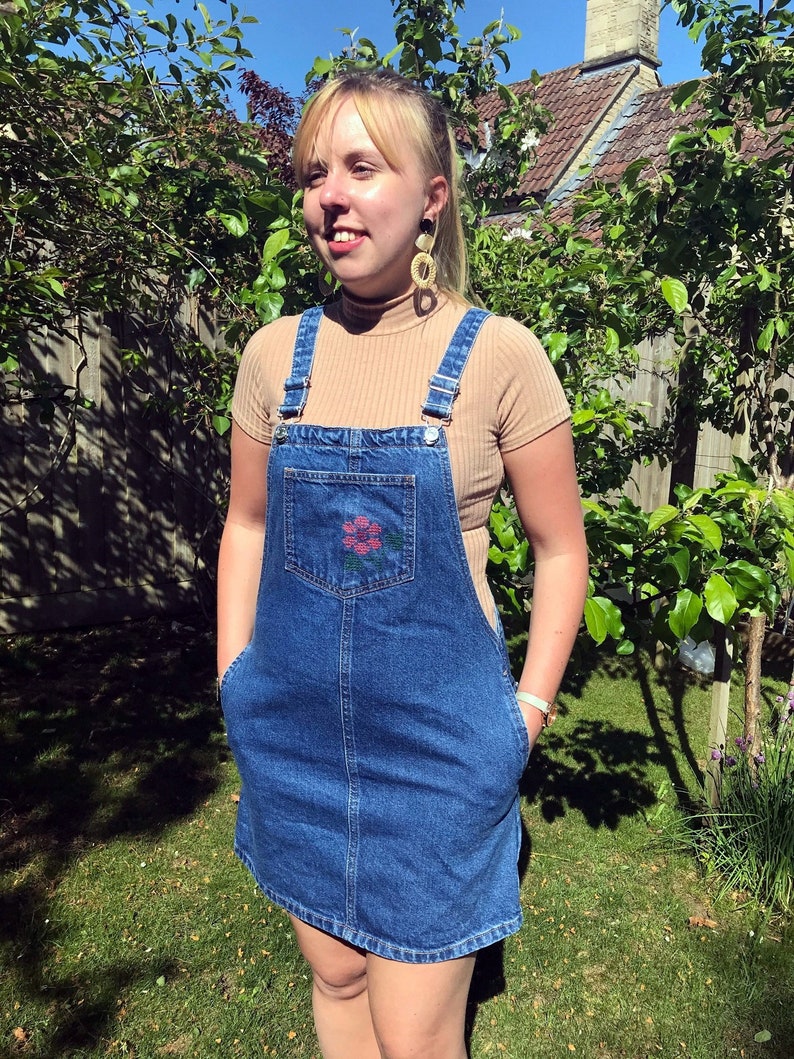 Denim dungaree dress image 4