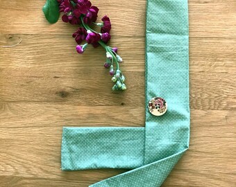 Green spot headband
