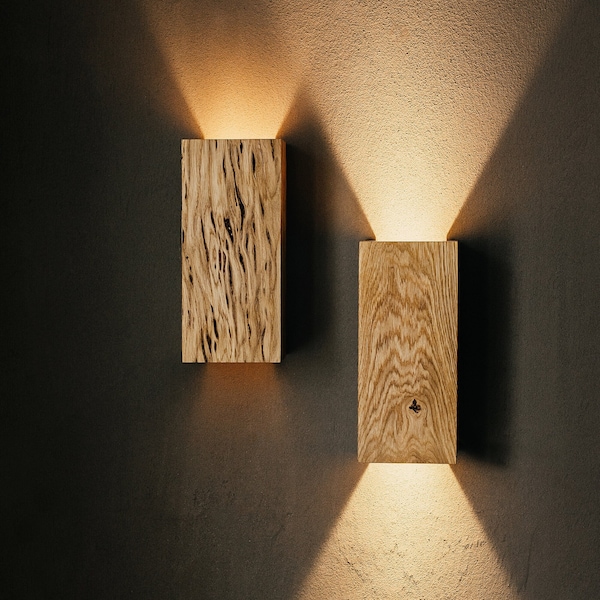 Handcrafted wooden wall sconce - Aurora L, 25x12.5x12.5cm (9.8x5x5in), Home décor lighting, Rustic wood lamp, Wood sconce, Bedside lamp