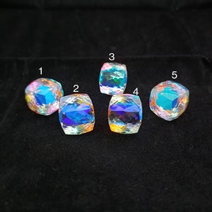 Piedra preciosa de cuarzo súper místico, piedra preciosa de cubo místico, multicolor, hermosa piedra preciosa de fuego múltiple, cubo de topacio místico facetado, perfecto para colgante