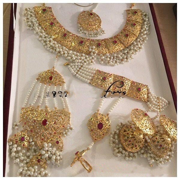 Bridal Jewelry Set , Pakistani jewelry Set, Gold Plated Bridal set, Indian  jewelry Set , Bollywood jewellery Set , Necklace with Earrings
