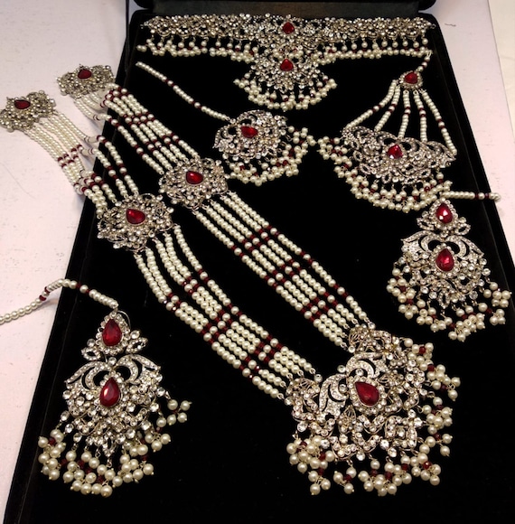 Buy Pink FashionJewellerySets for Women by ZAVERI PEARLS Online  Ajiocom