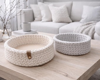 Hand-crocheted storage basket, off-white – crochet basket with wooden base | Scandinavian-style home accessory