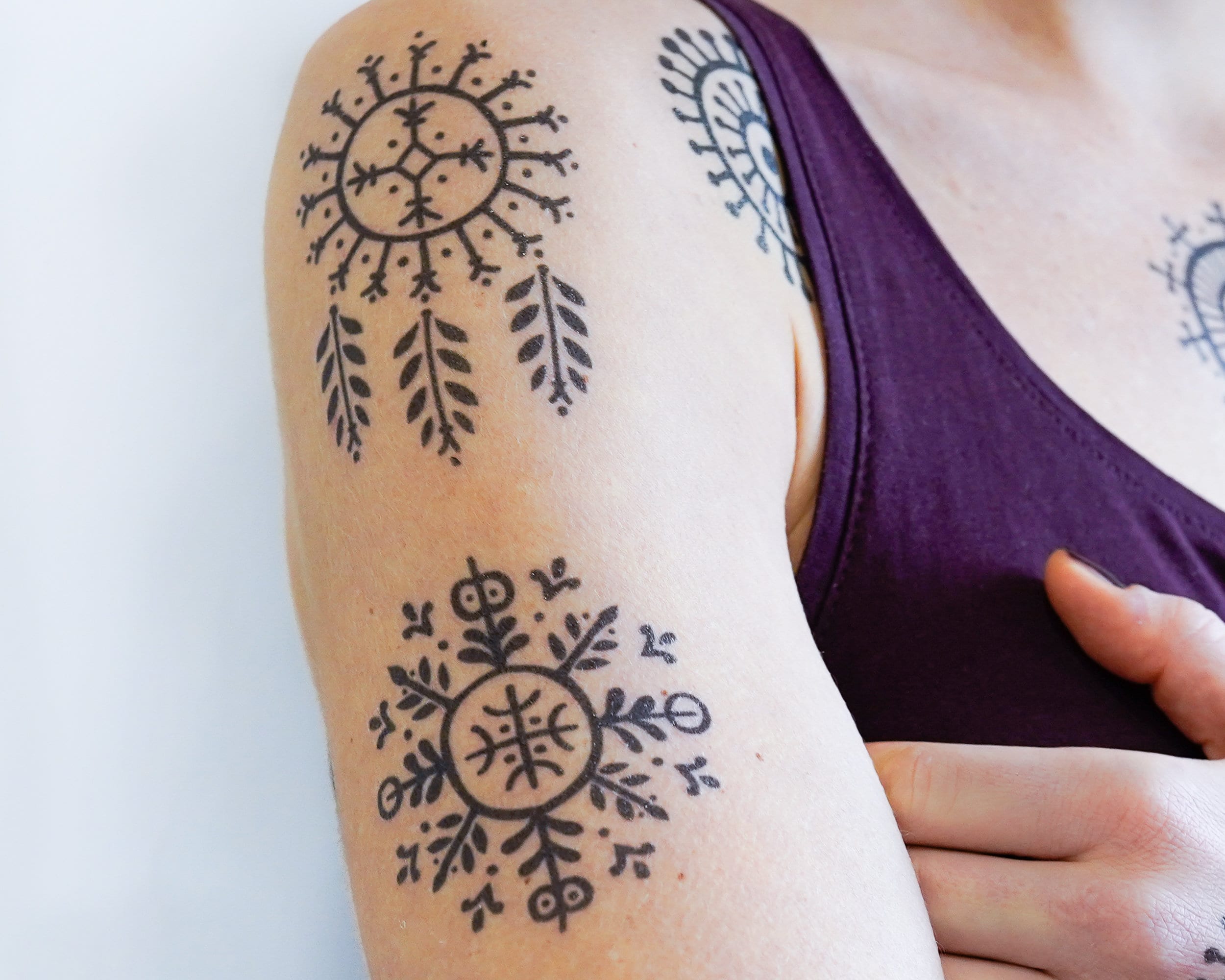 Tatouage Flocon De Neige Signification Tatouages temporaires réalistes traditionnels croates / - Etsy France