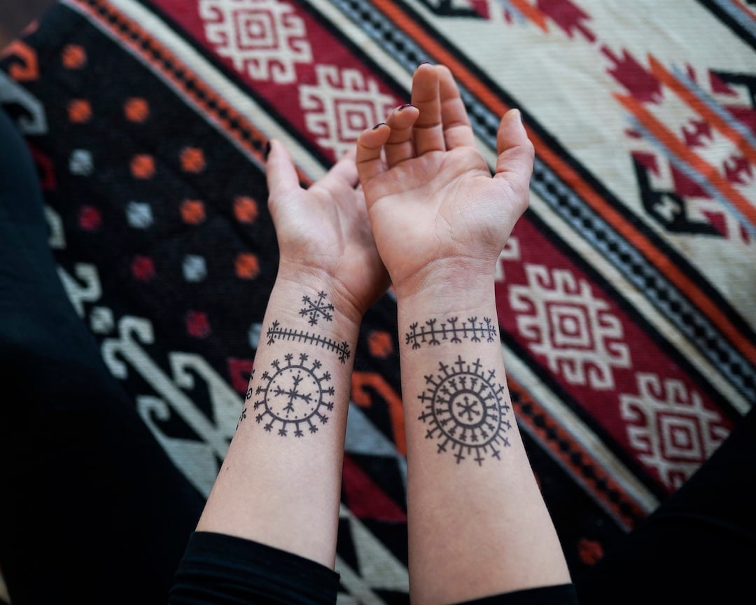 Traditionelle kroatische realistische temporäre Tattoos Etsy.de
