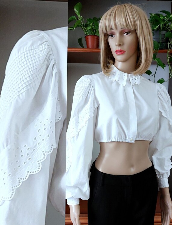 Vintage Austrian white Dirnd lace blouse/ Tyrolea… - image 1