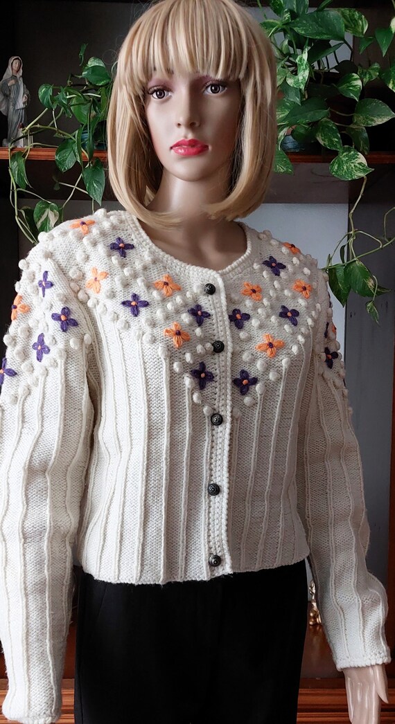 Vintage Austrian knitted flower cardigan/Vintage … - image 5