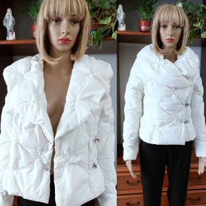 Vintage ITALIENISCHE Damen Daunen- und Federjacke/Damen weiße Kapuzenjacke gedämpfte Jacke Größe Medium / Skijacke / L