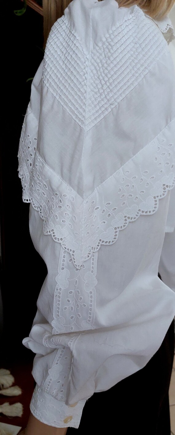 Vintage Austrian white Dirnd lace blouse/ Tyrolea… - image 7