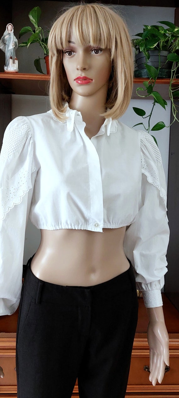 Vintage Austrian white Dirnd lace blouse/ Tyrolea… - image 5