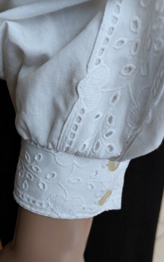 Vintage Austrian white Dirnd lace blouse/ Tyrolea… - image 10