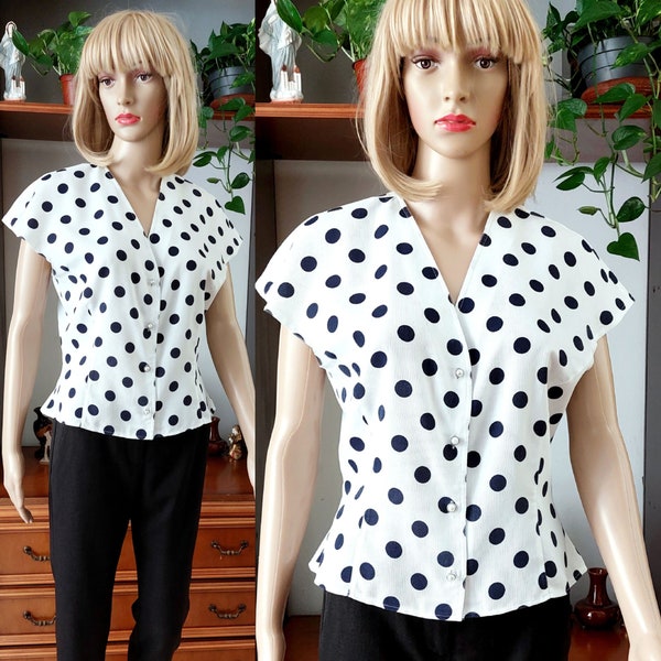 Vintage dolman sleeve shirt/Vintage polka dot blouse/Women's white batwing blouse/Summer Secretary blouse/Vintage crop top with button up/L