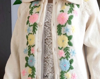 Cárdigan largo vintage tejido a mano 100% lana para mujer/Chaqueta de punto floral bordada a mano/Suéter de vacaciones/Prendas de punto para mujer Invierno/L