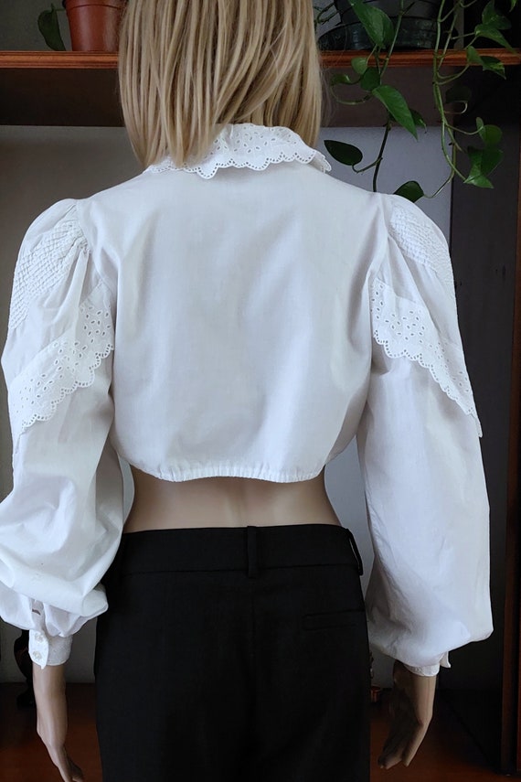 Vintage Austrian white Dirnd lace blouse/ Tyrolea… - image 9