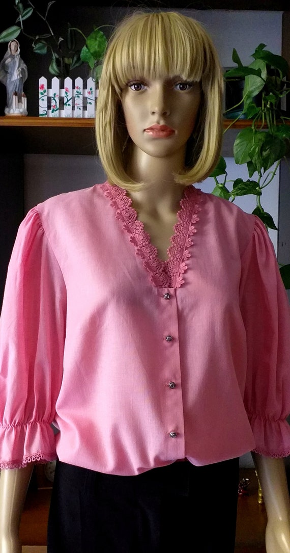 Vintage Prairie blouse with lace/Austrian Tyrolean Fo… Gem