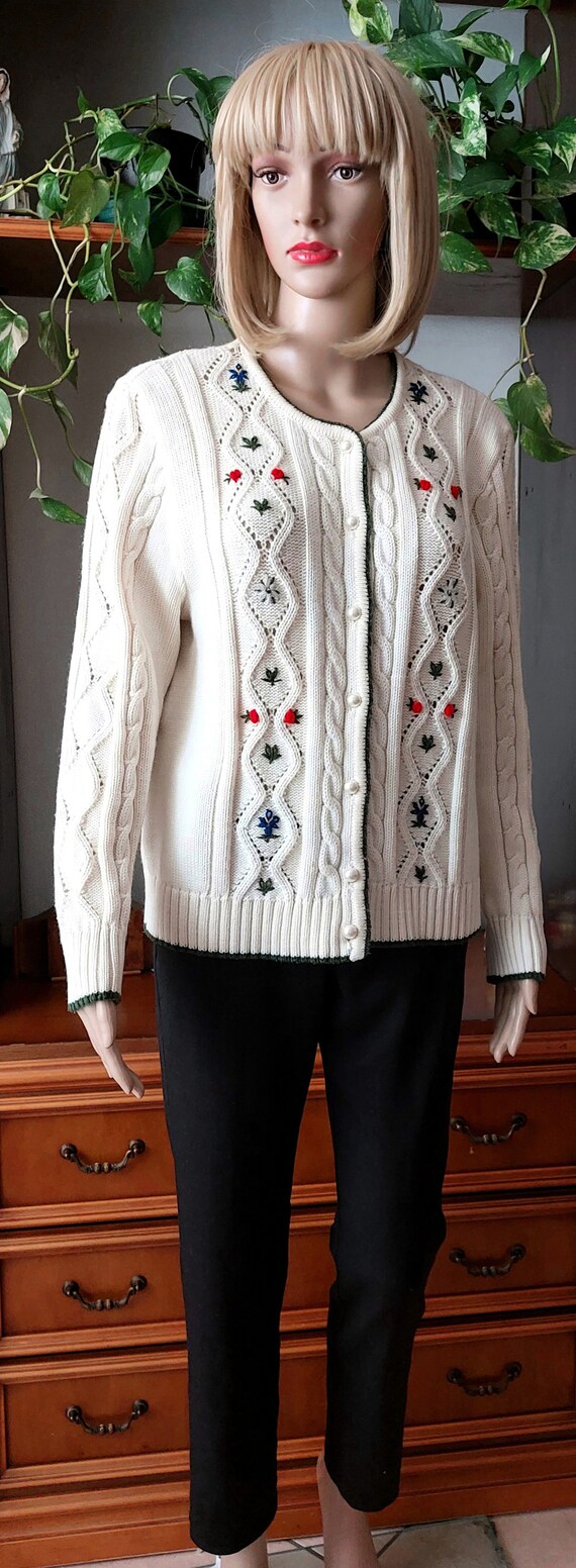 Vintage Austrian  cardigan with hand embroidery/T… - image 9