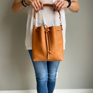 Natural Tan Bucket Bag, High Quality Veg Tanned Leather Handmade Bag, Italian Genuine Leather Handbag, Leather Bag image 9