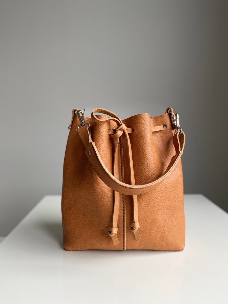 Natural Tan Bucket Bag, High Quality Veg Tanned Leather Handmade Bag, Italian Genuine Leather Handbag, Leather Bag image 3