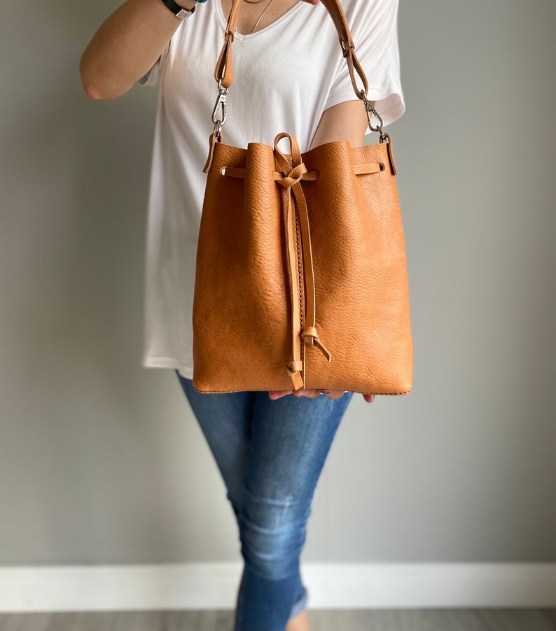 Natural Tan Bucket Bag, High Quality Veg Tanned Leather Handmade Bag, Italian Genuine Leather Handbag, Leather Bag image 4