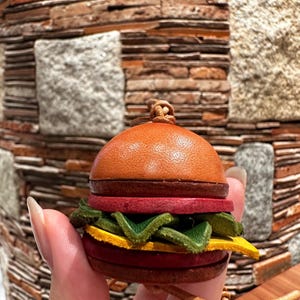 Hamburger Leather Charm Hand-Painted Handmade Cute Purse Keychain Fun Burger Accessory Car Keys Food Pendant Personalized Miniature Gift