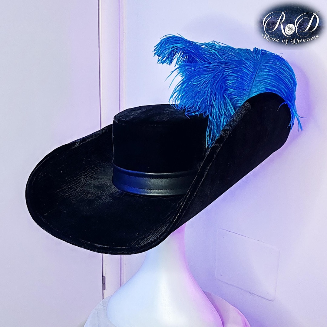 ハンドメイドのベルベット＆フェルト製マスケット銃兵帽 - 17世紀の