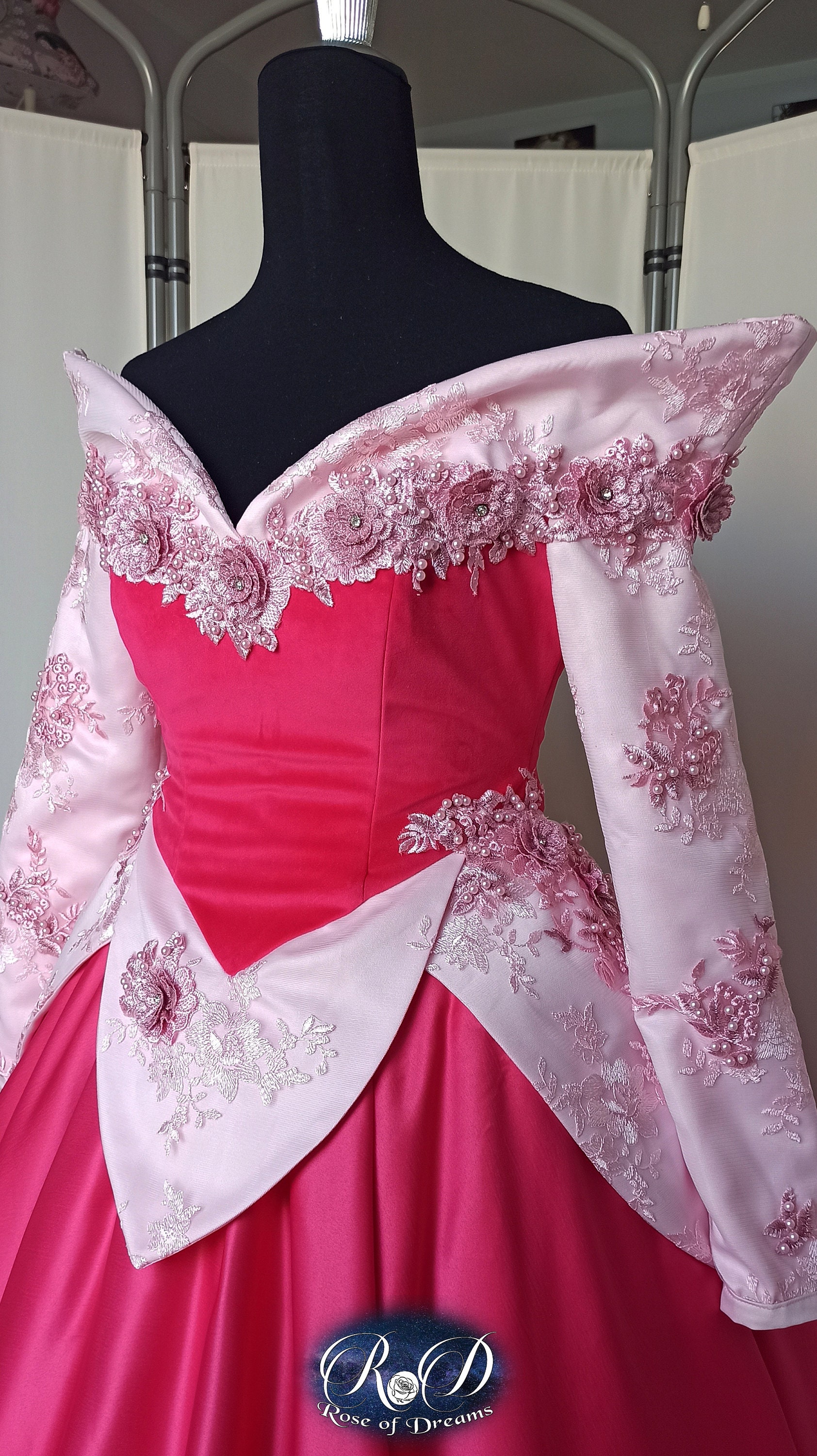 ball prom dress Stunning Sweetheart A Line Quinceanera Dresses with Sequins