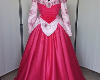シンデレラ実写版2015ドレスレプリカ映画に忠実なプロ仕様コスプレ
