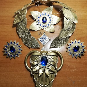 Triss Merigold – Cosplay Jewelry & Accessories Set | Necklace, Brooches, Buckle, Hair Clip, Pendant | Handmade, 3D Printed