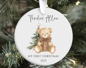 Adorno de osito bebé para la primera Navidad ~ Adorno de oso navideño ~ Regalo de Navidad de osito bebé del bosque ~ Primera Navidad del bebé ~ Regalo para baby shower ~