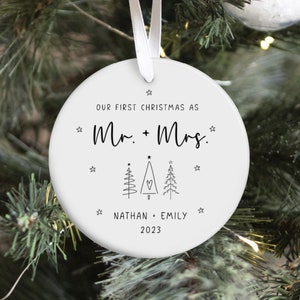 Mr and Mrs Christmas Ornament / Personalized Wedding Gift / First Christmas Married Ornament / Newlywed Gift / Our First Christmas Ornament Round Trees