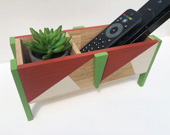 Table or desk organizer in solid wood. Free-standing oak storage rack. Multifunctional wooden organizer.