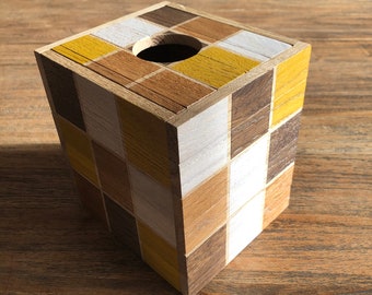 Solid wood tissue box, geometric pattern. Rectangular oak tissue dispenser for home, office.