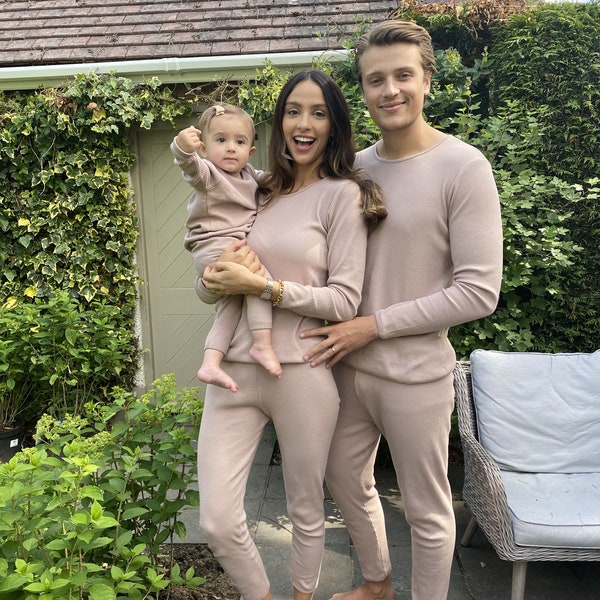 Mommy and Me Couples Pajamas 20 Colours Matching Family Pyjamas Lounge Set, , Cute Loungewear, Sweatsuit, Matching Set, Pjs for Bridesmaid