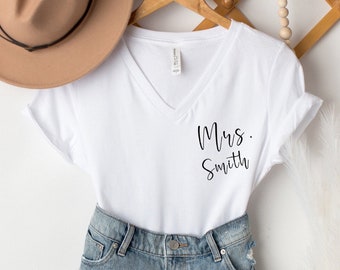 Mrs Shirt, Bridal Shower Gift, Wifey Shirt, Bride shirt, Honeymoon Gift, Wedding Gift, Custom Mrs Shirt,  Just Married Shirt, Newlywed Shirt