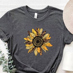 Sunflower Shirt, Sunflowers Shirt For Women, Womens Sunflowers Shirt,Flower Shirt,Sunflowers Shirt For Mom,Gift For Her,Shirt