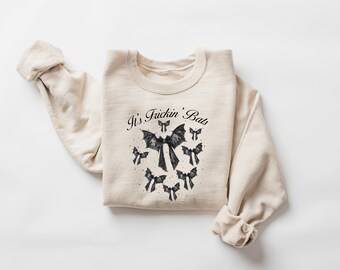 C'est une chemise de chauve-souris, un sweat-shirt d'Halloween, un pull de saison effrayante, une chemise d'Halloween effrayante, une chemise d'Halloween amusante, un t-shirt d'Halloween amusant