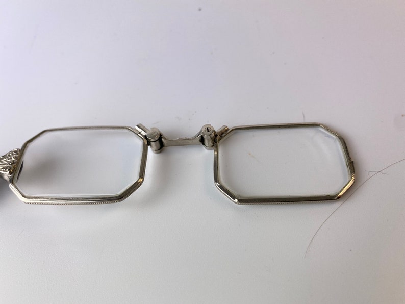 Vintage Folding Broach Lorgnette Reading Glasses image 10