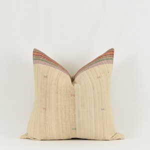 Meegan- Indian Wool Silk Blend Pillow (beige)