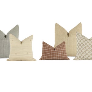 Earthy Floral pillow combination - Sofa pillow combo, Spring Pillow, Spring Refresh, Floral Pillow, Fall Pillow, Linen Pillow.