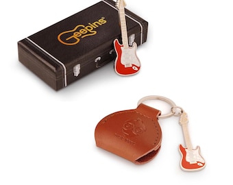 Personalised Guitar Keyring & Pin Badge Combination Set | Includes 100% Leather Pick Holder with Guitar Keyring PLUS Geepin Guitar Pin Badge