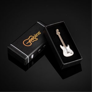 Strat Guitar Pin Badge by Geepins Stunning Miniature Strat Brooch 52 mm Length Presented in Beautiful Guitar Case Box Perfect Gift White