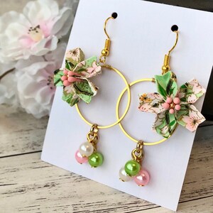 Origami Sakura flower earrings - Green & Pink Cherry Blossom print