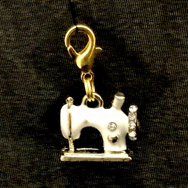 Tiny Sewing Machine Keychain Charm, Gift for Sewers, Quilters or Seamstresses, Zipper Pull, Purse Charm, New Arrival