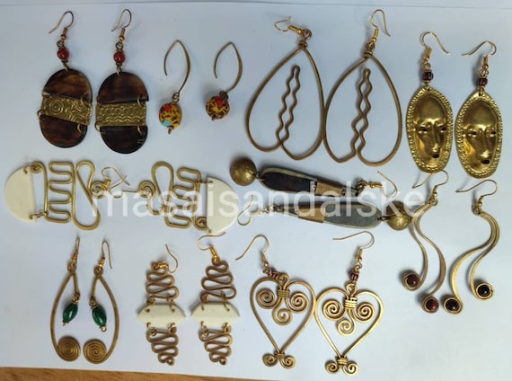 Its earrings wholesale outlet